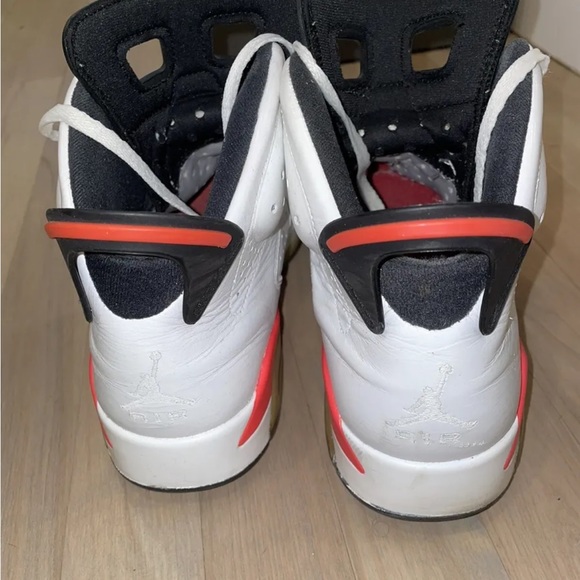 - Nike Air Jordan 6 Retro Infrared White 2014 Size 9 Can Fit 9.5 Like Mike Champ - Picture 3 of 3